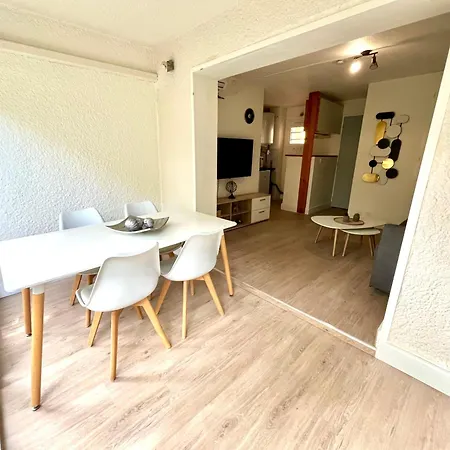 Ipanema Piscine, 4 Couchages Apartment *